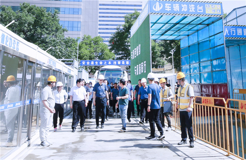 2023年6月8日，河北省生態環境廳主辦的省大氣污染防治專項督導幫扶動員會在創世大發北京尖嶺城中村改造項目召開。