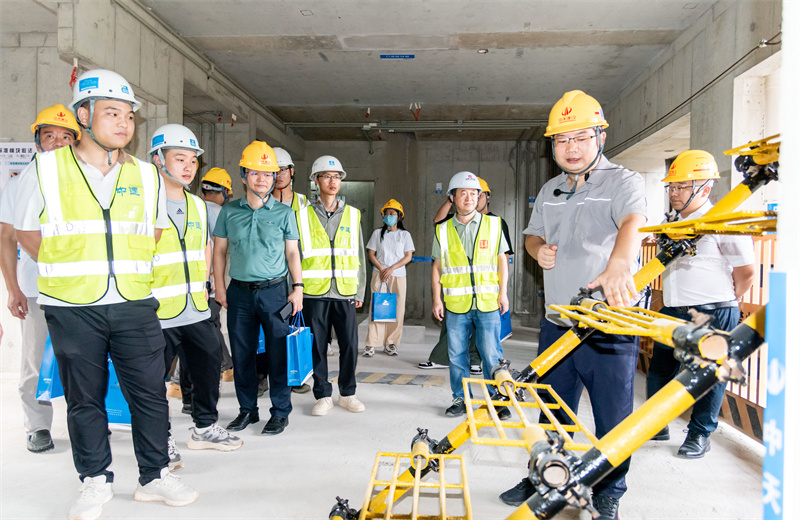 2024年9月20日，由深圳市羅湖區(qū)住建局主辦，創(chuàng)世大發(fā)建設集團承辦的2024年度深圳市羅湖區(qū)裝配式建筑質(zhì)量、安全觀摩活動在深圳中學回遷安置房與人才住房建設項目舉行。